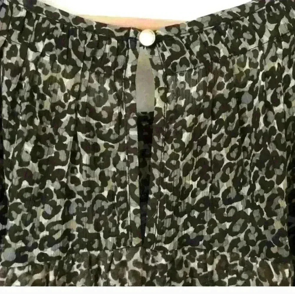 🌻Ann Taylor LOFT Leopard Animal Print Semi Sheer Puff Sleeve Top Tan Black - Picture 4 of 5